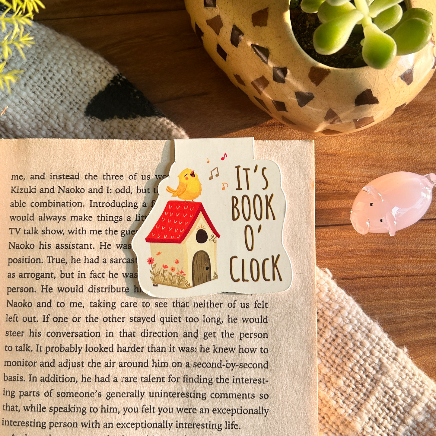 Book O Clock - Magnetic Bookmark