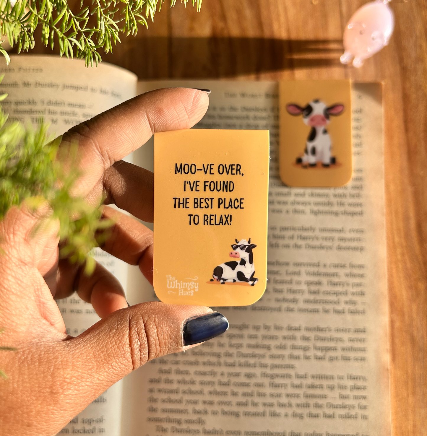Cow - Chatty Double-Sided Magnetic Bookmark